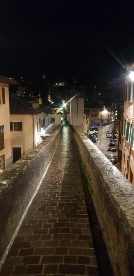 Antico Acquedotto B&B ペルージャ エクステリア 写真
